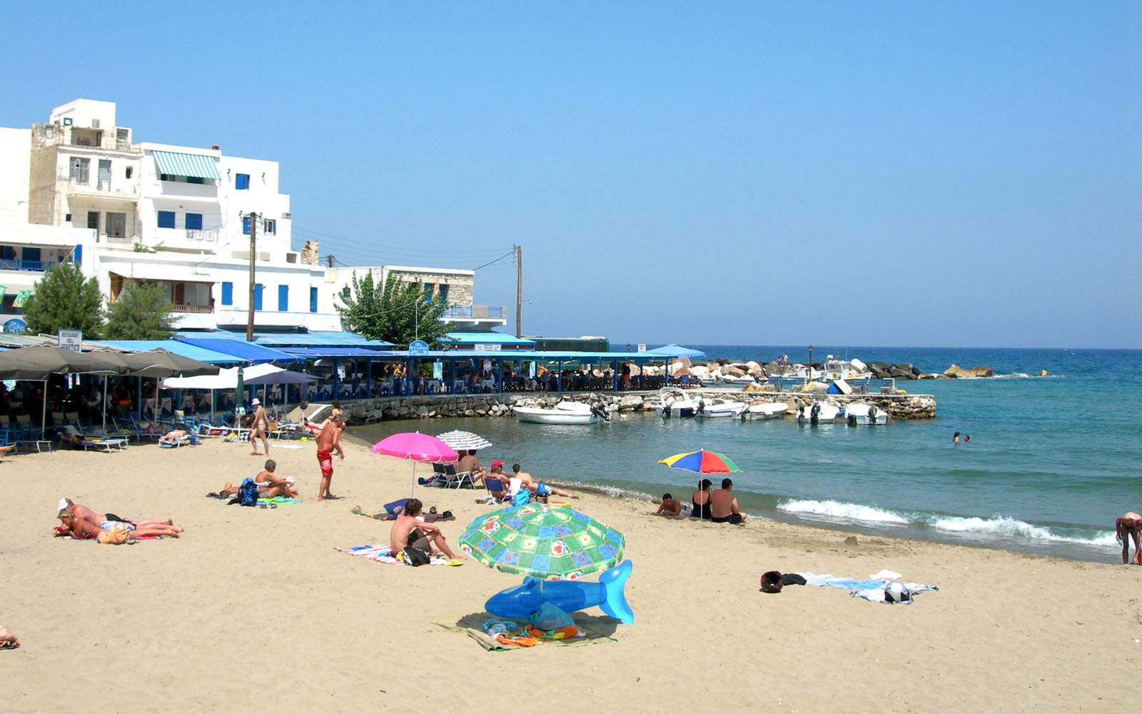 Adonis Hotel