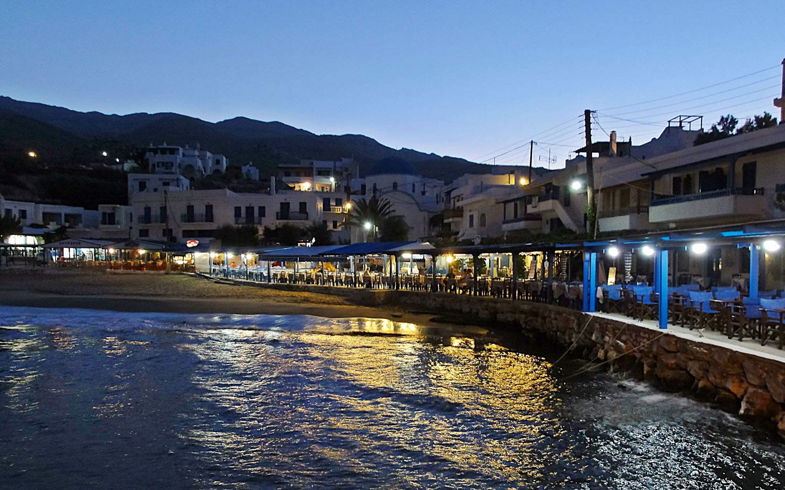 Adonis Hotel